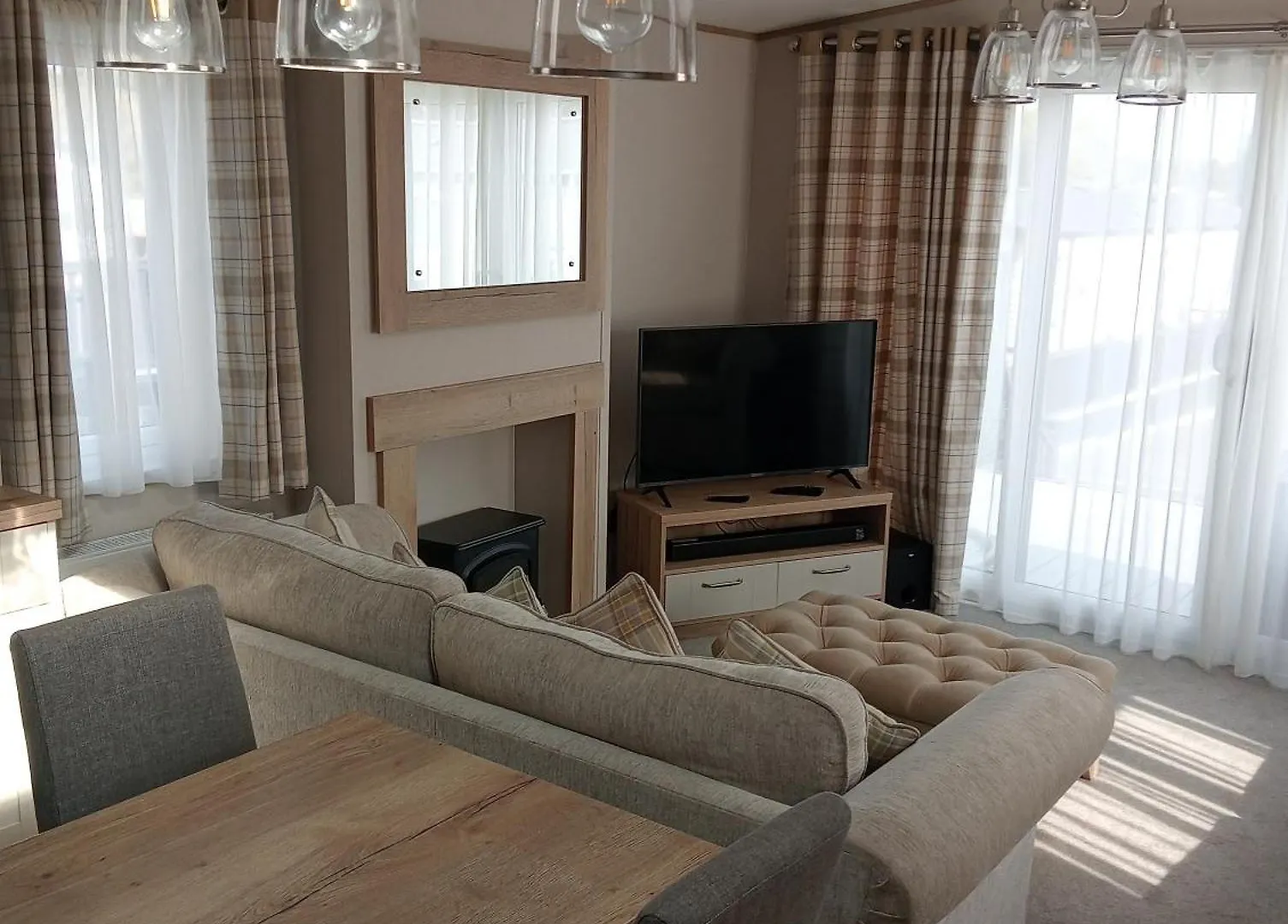 R&L Retreat'S Hotel Cayton