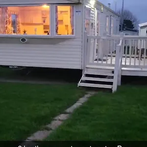 Bay - Caravan Cayton
